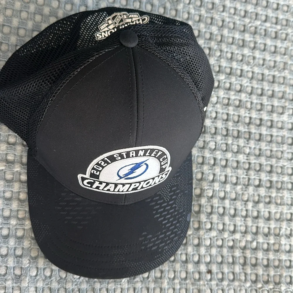 2021 Stanley Cup Champions Authentic Pro NHL Fanatics snap back hat